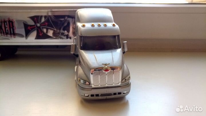 Грузовик Peterbild 387 с прицепом 1/43