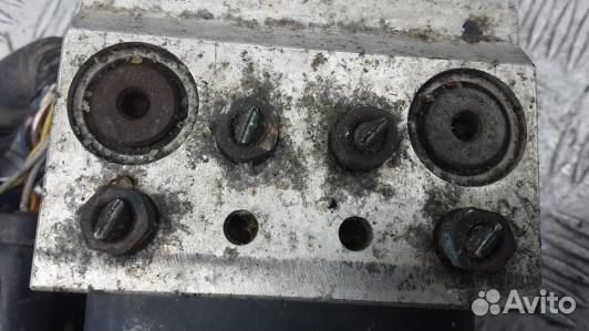 Блок ABS mitsubishi L200 K4T (HUK09KW01)