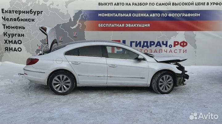 Трубка системы охлаждения Volkswagen Passat CC 1K0121070BD