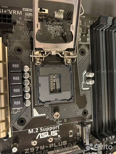 Материнская плата asus Z97M-plus