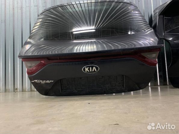 KIA stinger крышка багажника