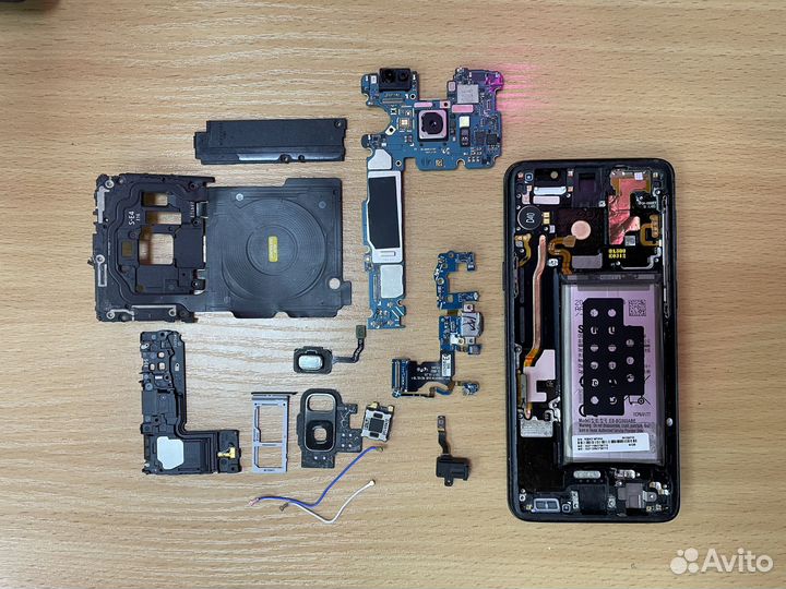 Samsung Galaxy S9 на запчасти оригинал