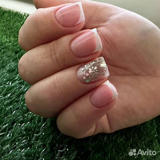 Маникюр/педикюр