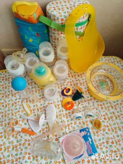 Детский набор. (бутылочки и т. д)