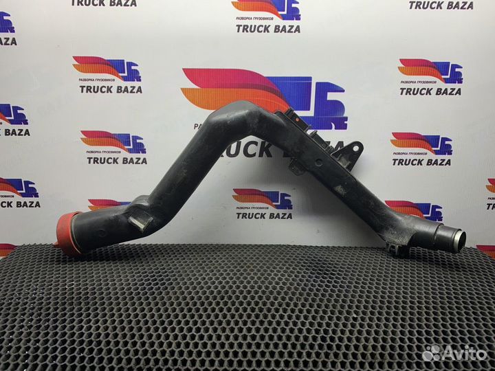 A9425280909 Маслозаливная горловина