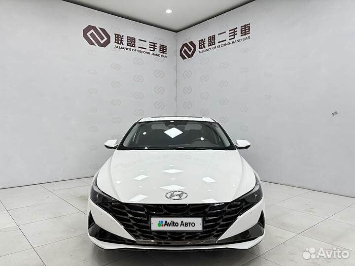 Hyundai Elantra 1.5 CVT, 2021, 27 000 км