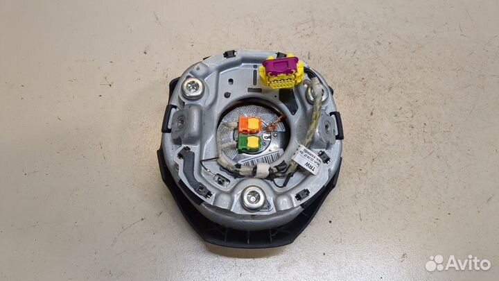 Подушка безопасности водителя Audi A4 (B7), 2008