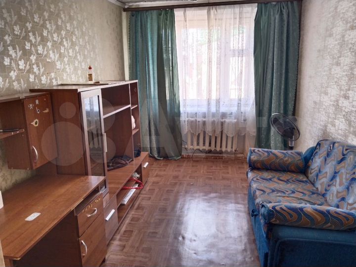 Комната 32 м² в 3-к., 2/2 эт.