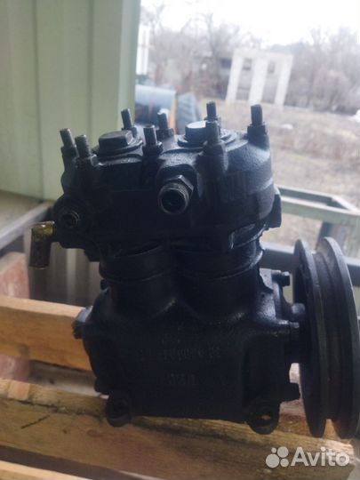 Воздушный компрессор