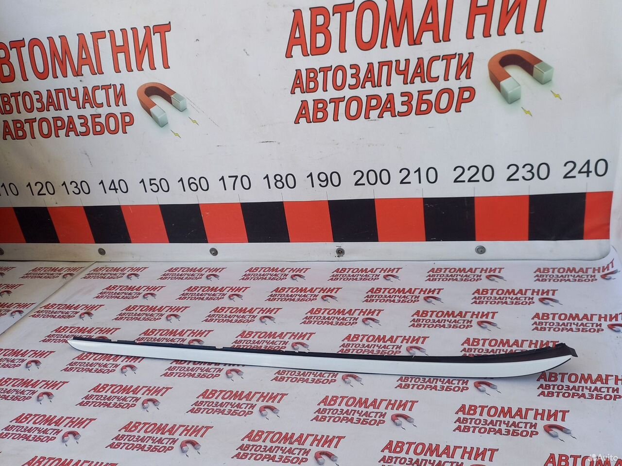 Молдинг лобового стекла правый Хендай ай40 i40