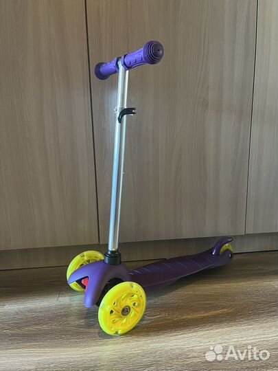 Самокат детский трехколесный Kreiss