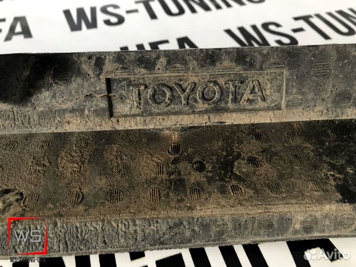 Toyota land cruiser 200 абсорбер передний Y969