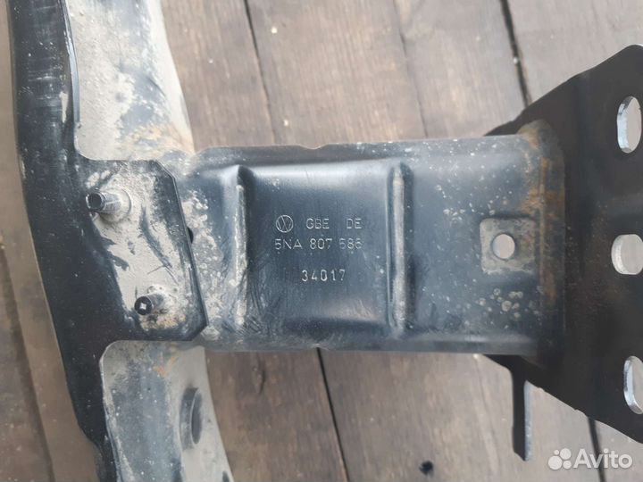 Усилитель бампера tiguan 2 passat b7