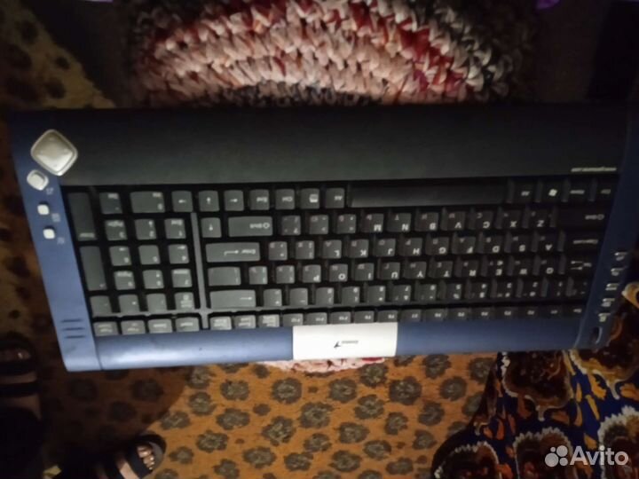 Клавиатура logitech