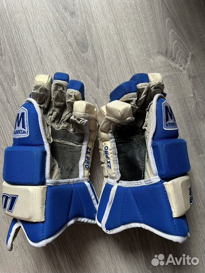 Краги хоккейные