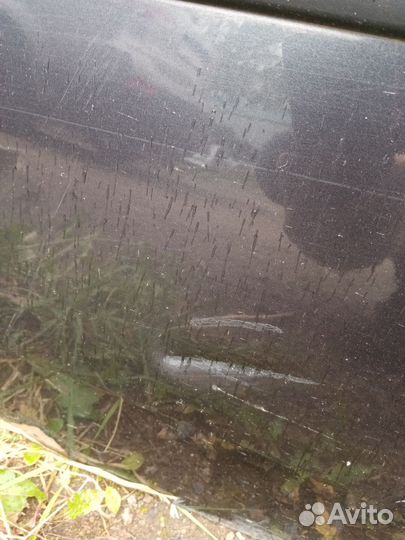 Задняя правая дверь Рено логан 1