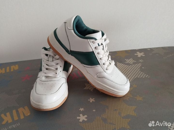 Кроссовки детские натуральная кожа 37 р