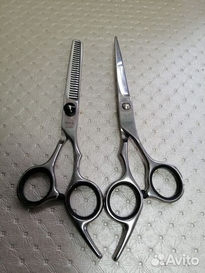 Продам парикмахерские ножницы