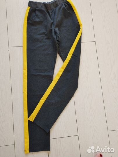 Спортивный костюм женский