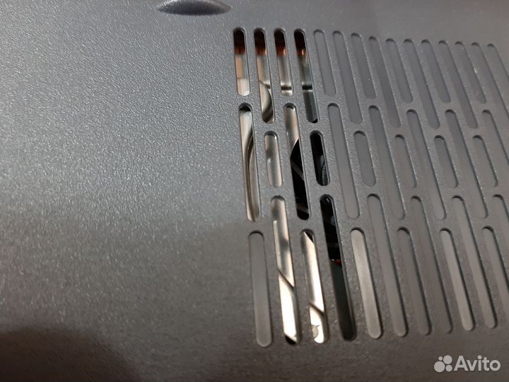 Ноутбук Fujitsu Siemens Amilo Pro V2000