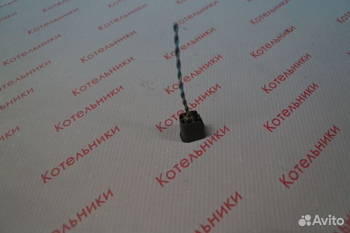 Nissan 32702-0M415 Разьем датчика скорости