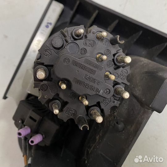 Выключатель света W140