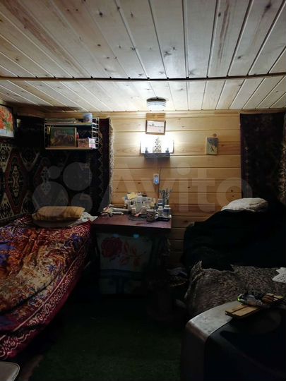 Дом 25 м² на участке 7 сот.