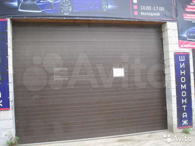 Гараж, > 30 м²