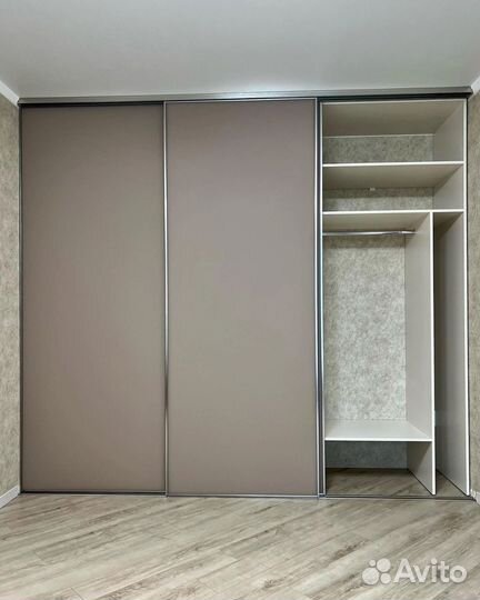 Шкафы купе на заказ в рассрочку