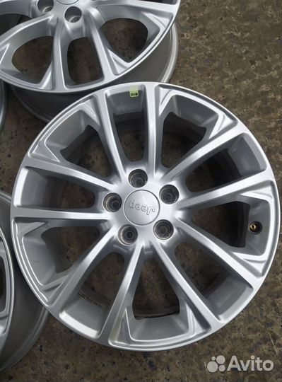 Диски R17 Jeep Cherokee Б/у Литые