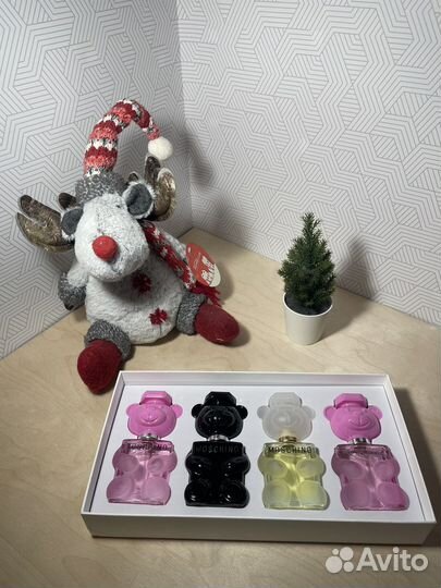 Подарочный набор moschino