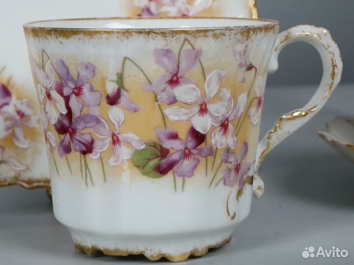 Старинные фарфоровые чашки. Limoges