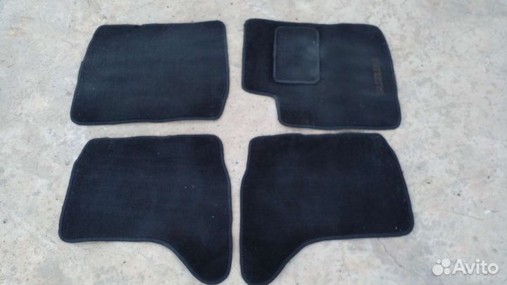 Автомобильные коврики
