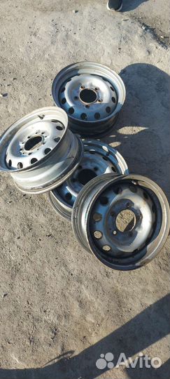 Штампованные диски на ниву