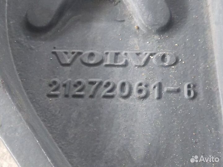 Кронштейн реактивной тяги Volvo Fh4 D13C 2013