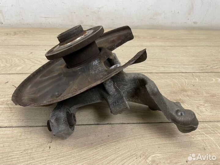 Поворотный кулак задний правый Vw Passat B8 3G 1