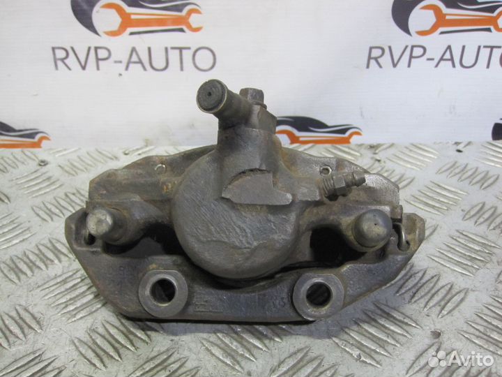 Суппорт тормозной передний Opel Ascona C 1981-1988