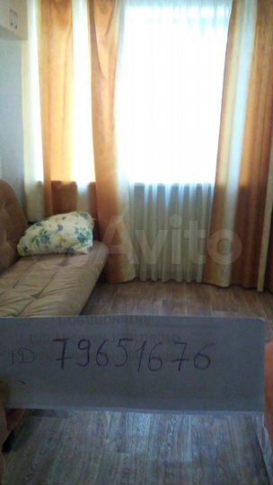 Комната 12 м² в 5-к., 3/5 эт.