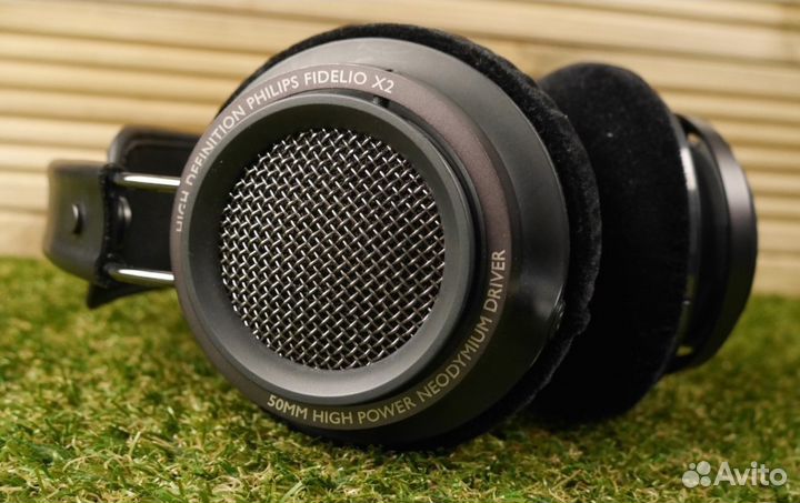 Профессиональные наушники Philips Fidelio X2