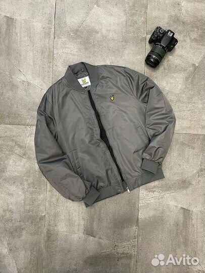 Бомбер Lyle Scott