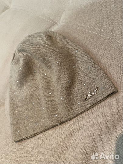 Шапка новая