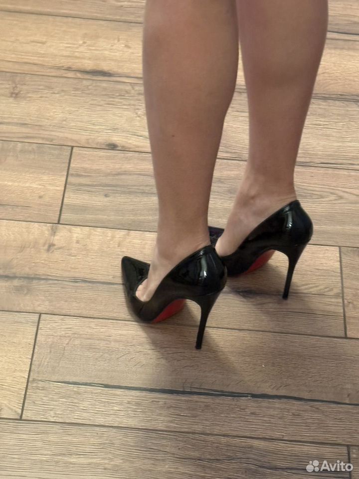 Туфли christian louboutin 37 купить в Новоселье по низкой цене с ...