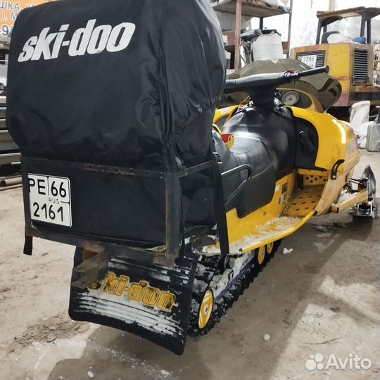 Bombardier ski Doo. Снегоход