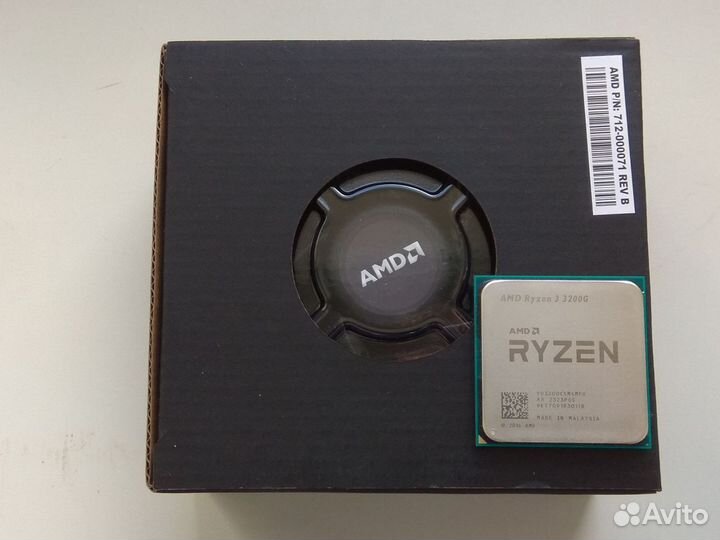 Процессор AMD Ryzen 3 3200G