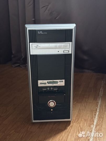 Настольный компьютер
