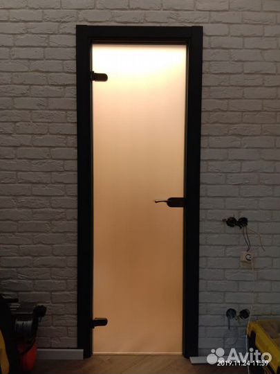 Двери межкомнатные стеклянные.Переходите в профиль