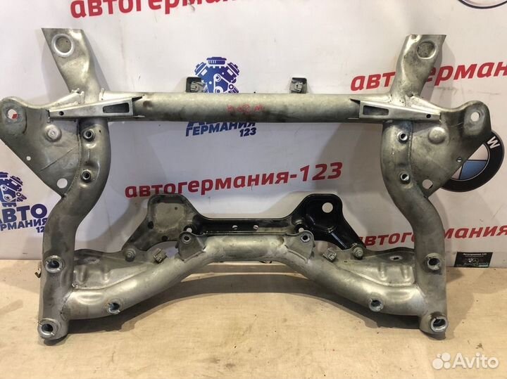 Подрамник передний Mercedes C200 W204 271.950 2008