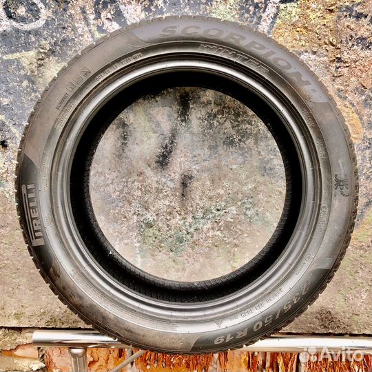 Pirelli Scorpion Winter 235/50 R19