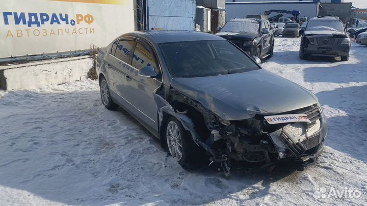 Маховик Volkswagen Passat (B6) 06J105266G