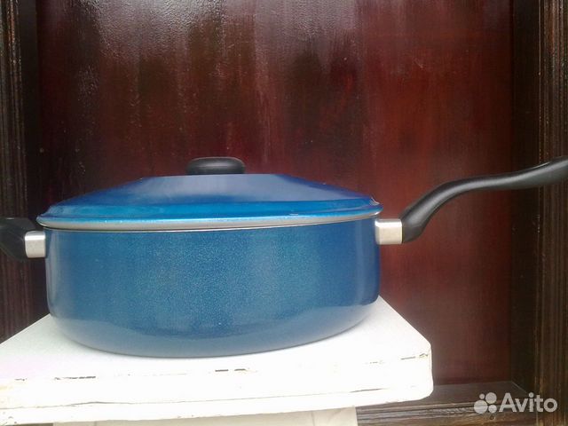 Сковорода антипригарная большая с крышкой новая